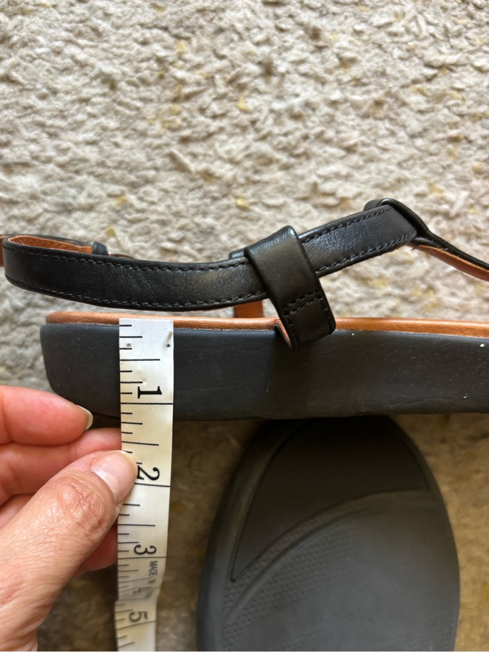 Fitflop Classic Black Thong Leather Women's Sandals Size 8 - Picture 3 of 5